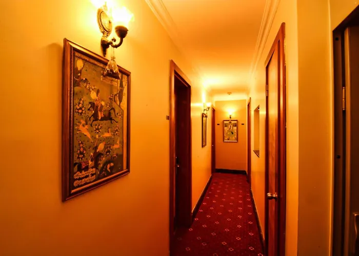 Santa Ottoman Hotel